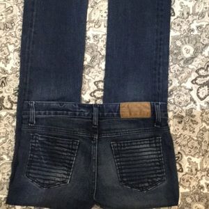 BLUE BOY Lined detail on back pocket W30” L 27”